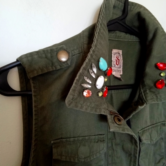 Decree Jeans Utility Vest with Gem Detail - Picture 3 of 7